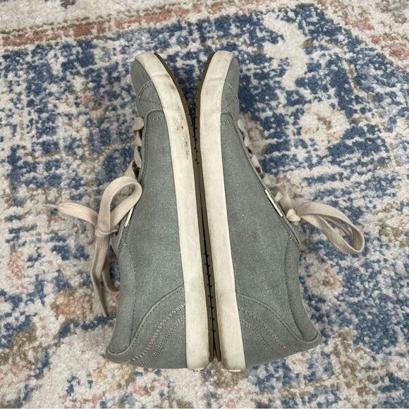 TAOS- Star Sneaker Light Blue Canvas Tennis Shoe Women’s Size 10 - Picture 3 of 9